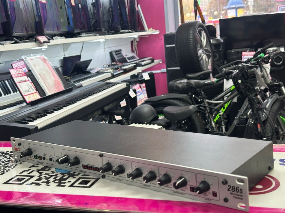 Предусилитель DBX 286S