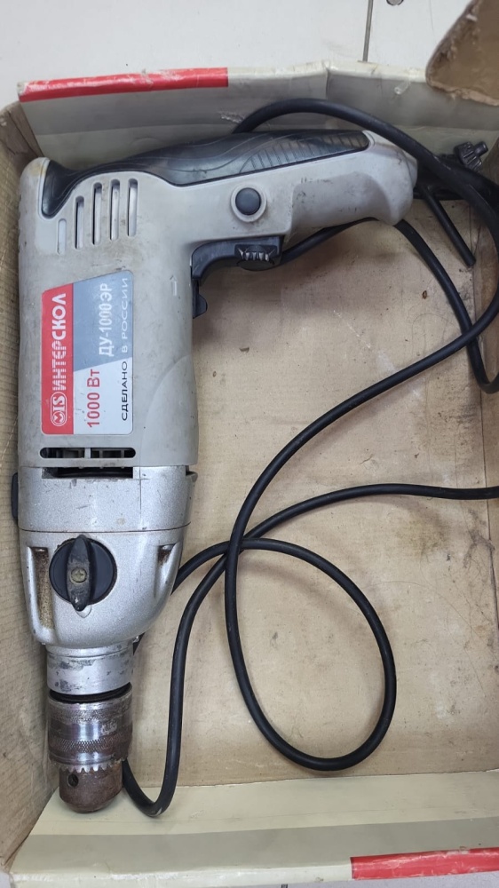 Дрель Ударная  Интерскол 1000Вт