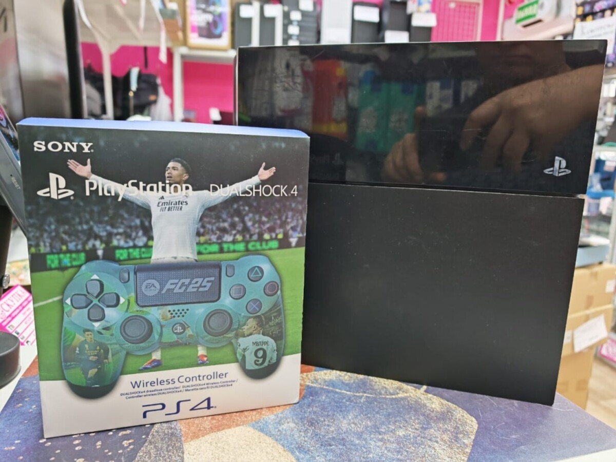 Игровая приставка Sony PlayStation 4 fat