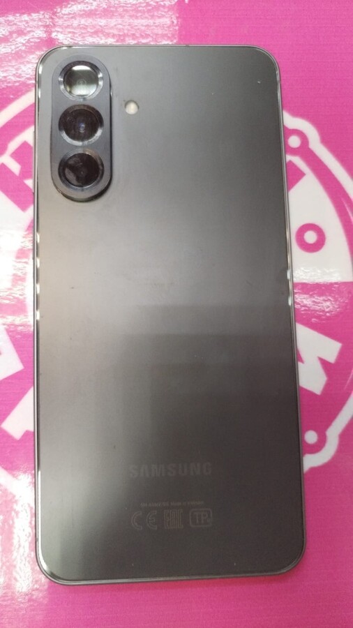 Смартфон Samsung A56