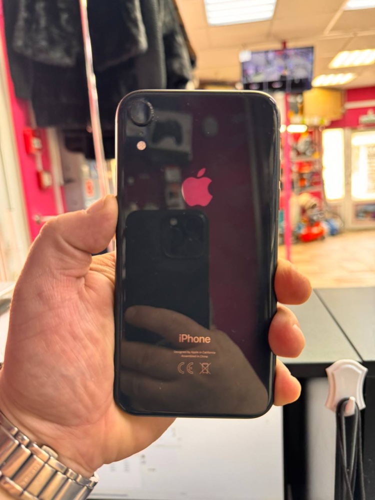 Смартфон iPhone XR 64 Gb