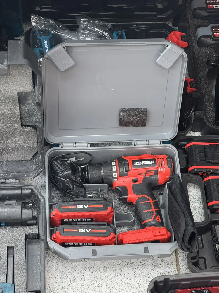 Шуруповерт jonser