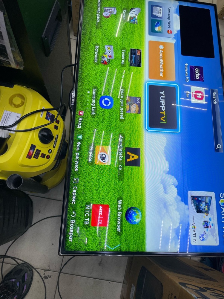 Телевизор Smart TV Samsung 40*