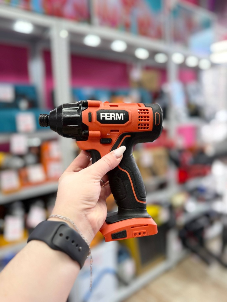 Гайковерт Ferm без акб