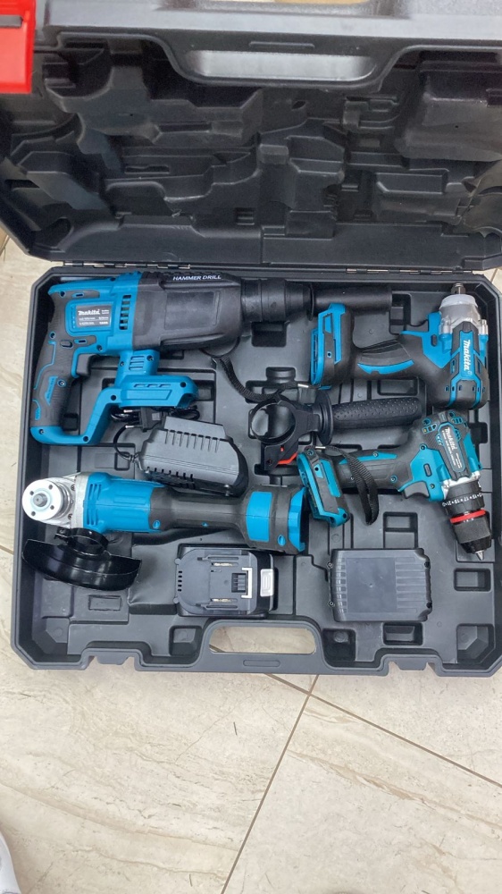 Набор инструментов 4в1