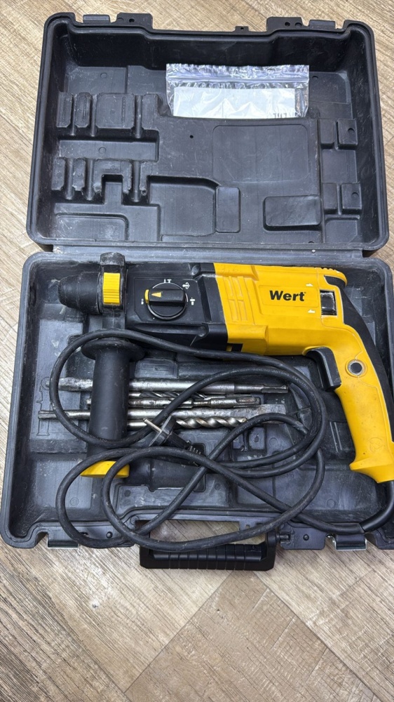 Перфоратор Wert 750W