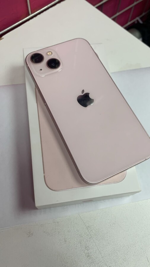 Смартфон iPhone 13 256 Gb