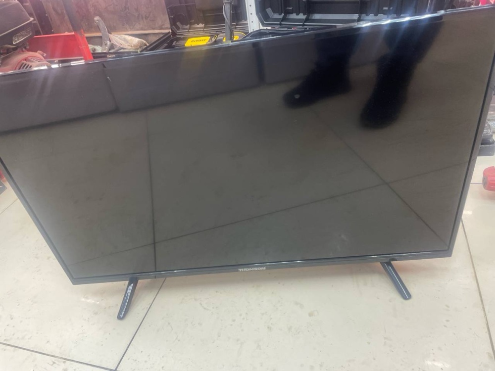 Телевизор Thomson T32rte1310