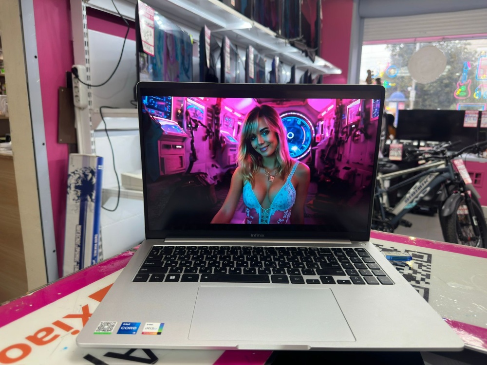 Ноутбук Infinix YL613 i5-1235U/8Gb/512Gb