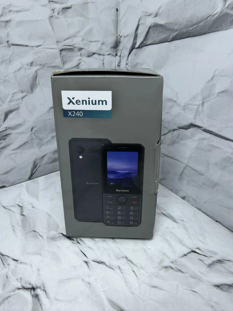 Мобильный телефон Philips