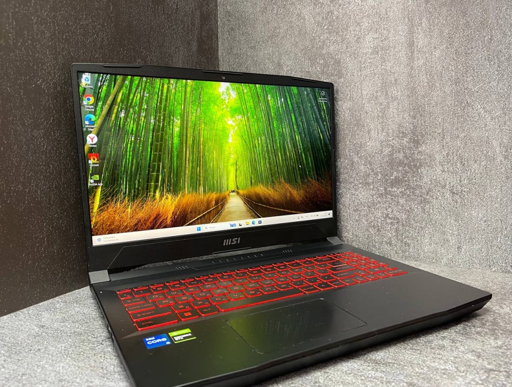 Ноутбук MSI Katana GF66