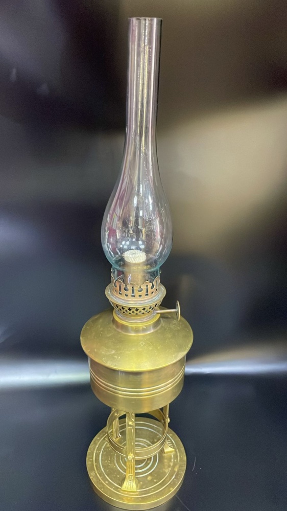 Лампа керосиновая