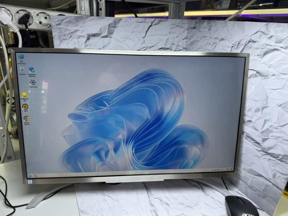 Моноблок ASER I3--6100u/4/240SSD