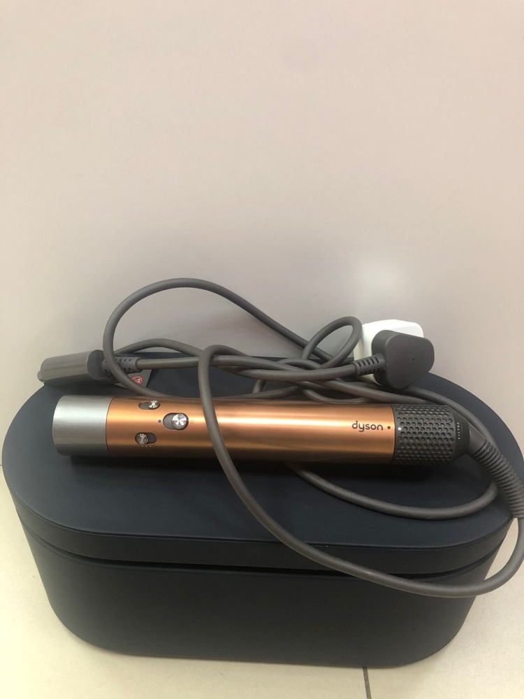 Стайлер Dyson hs05