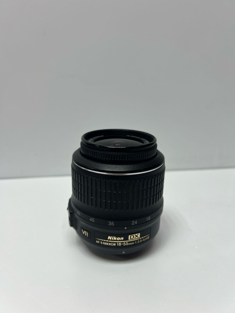 Объектив Nikon DX AF-S Nikkor 18-55mm 1:3.5-5.6 G