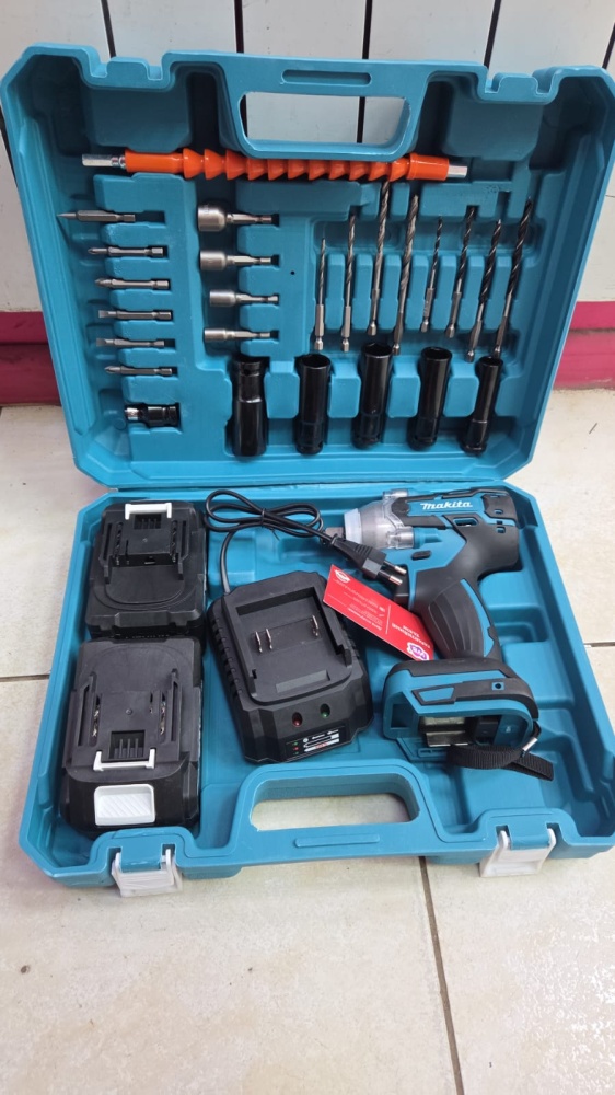 Гайковерт Makitta