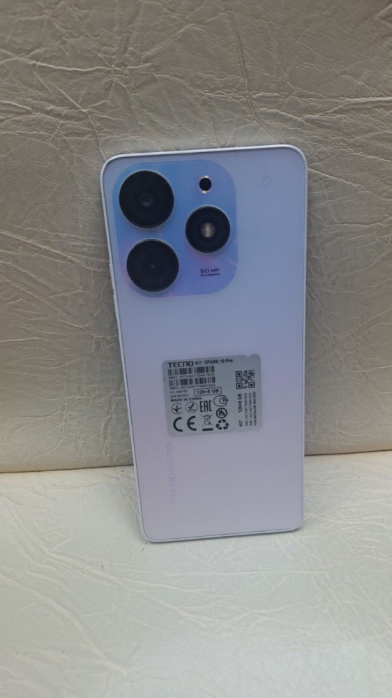 Мобильный телефон Tecno 10 про 8/128