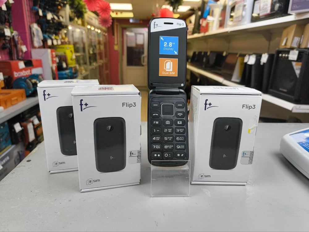 Мобильный телефон F+ Flip 3