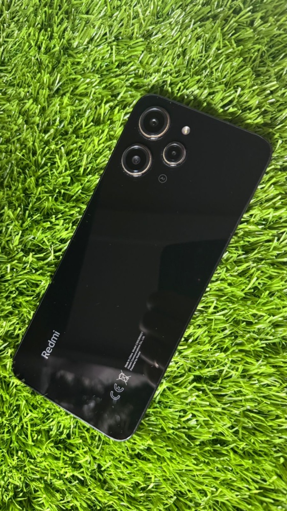 Смартфон Xiaomi Redmi 12 8/256