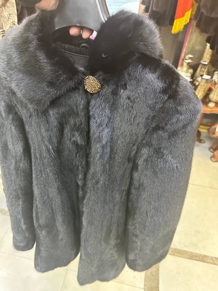 Шуба норка 44 размер с копюшеном